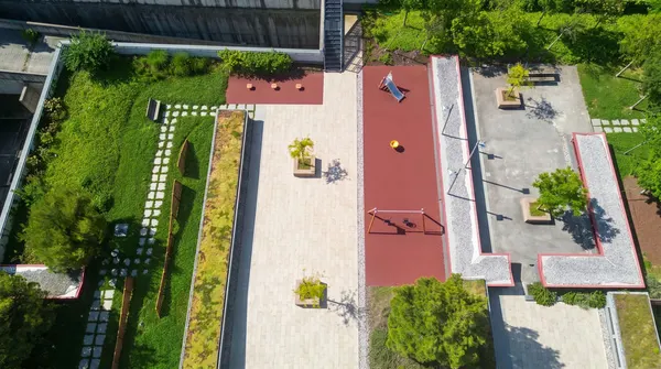 Maxi Appartamento con giardino in Centro, Verdemare, Rive.