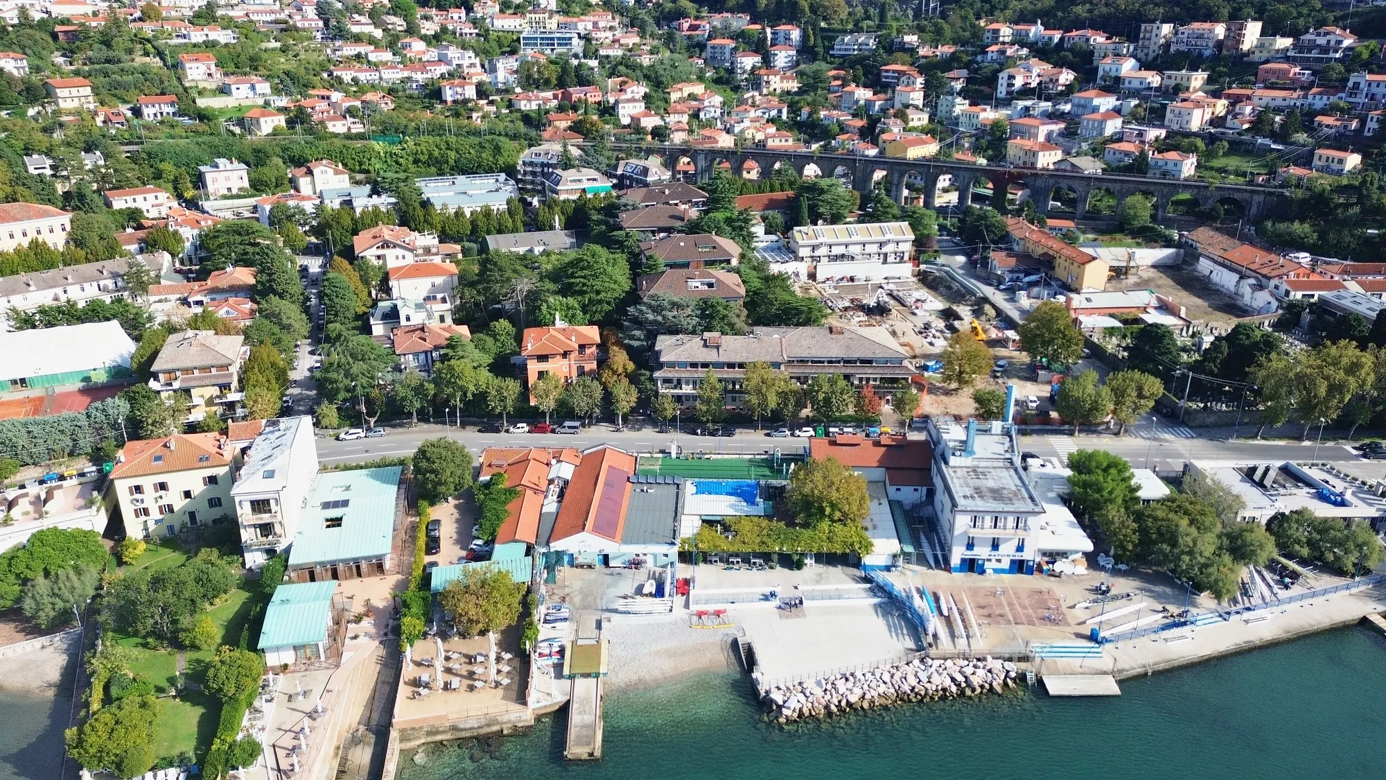 Barkovlje – stanovanje s pogledom na morje, teraso, 3 spalnicami in parkirnim mestom