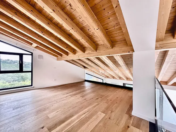 VILLA CONTEMPORANEA VISTA GOLFO — VANISELLA, MUGGIA