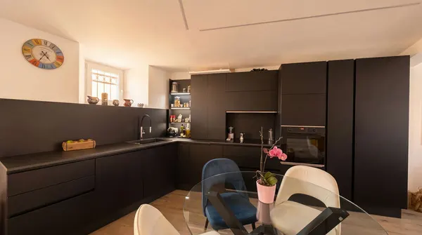 San Giusto — Bilocale con terrazza privata e vista città