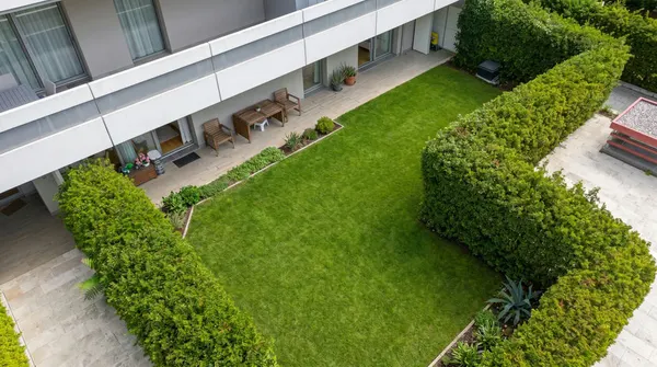 Maxi Appartamento con giardino in Centro, Verdemare, Rive.