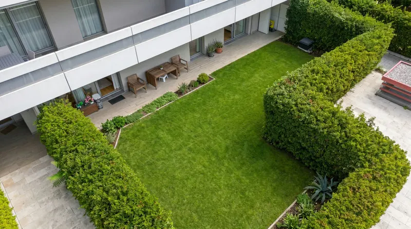Maxi Appartamento con giardino in Centro, Verdemare, Rive.