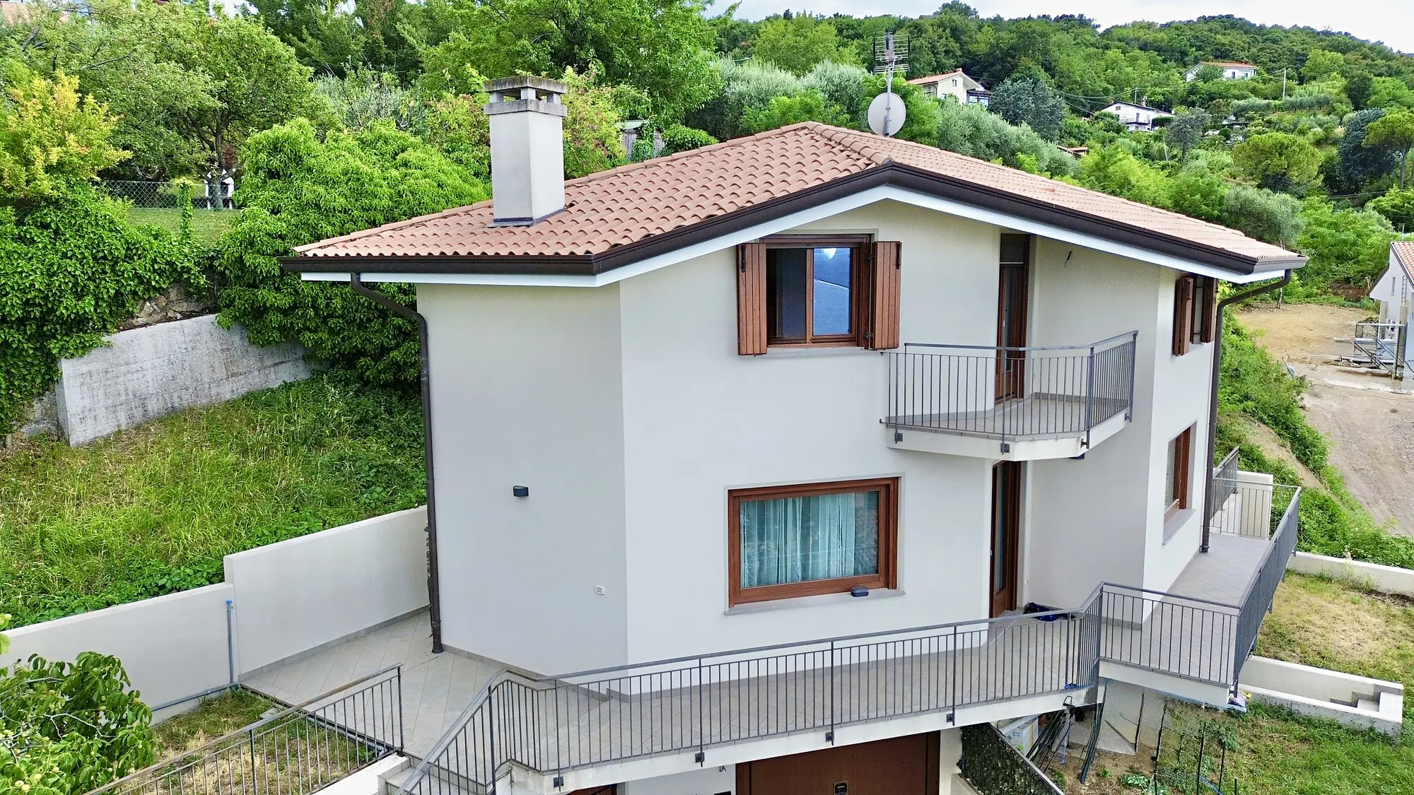 Enodružinska vila, lokacija Vanisella 1/A, središče, Milje