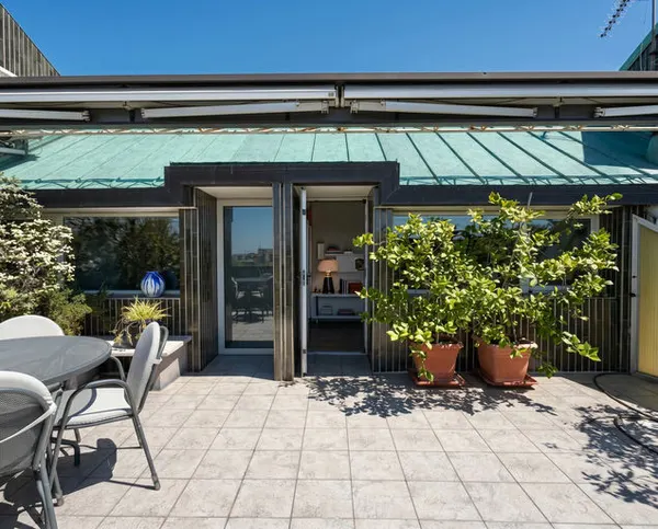 Duplex con doppia terrazza e vista mare — Via Romagna