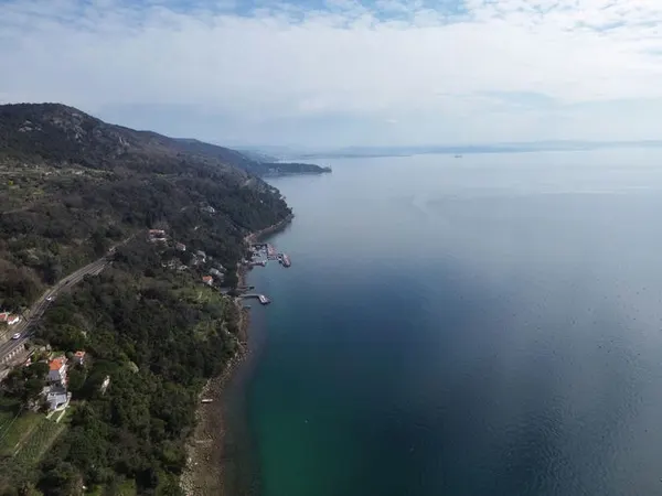 Due ville e uno chalet sul golfo · Strada Costiera — foto 5 di 41