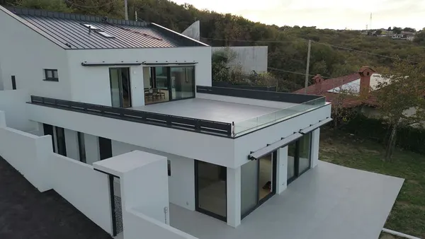 Villa contemporanea vista golfo — Vanisella, Muggia