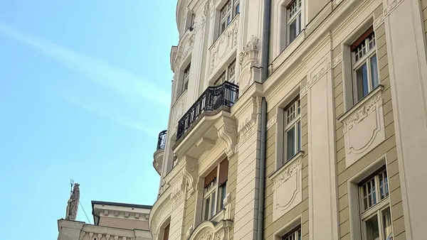 Palazzo Dreher — Einheit 15 · 152 m² · 4. Etage — Foto 1 von 23