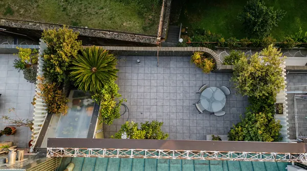 Duplex con doppia terrazza e vista mare — Via Romagna