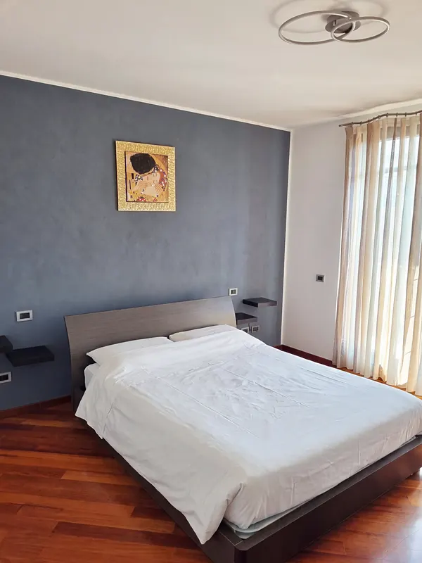 Vila z bazenom in depandanso v Ronkah — fotografija 7 od 40