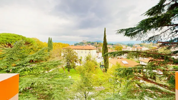 Piano intero con terrazza tutt'intorno, Via Vittorio Veneto — foto 6 di 44