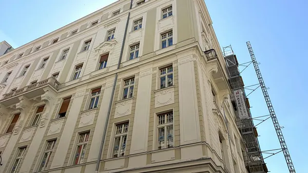 Palazzo Dreher — Ente 21 · 292 m² · 5°-6° piano — foto 1 di 16