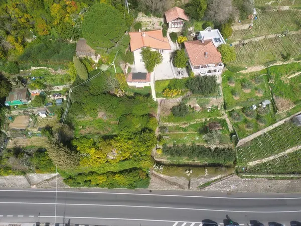 Due ville e uno chalet sul golfo · Strada Costiera — foto 8 di 41