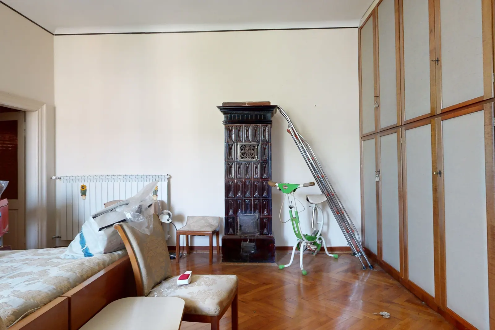 Spalnica z drugo lončeno pečjo
