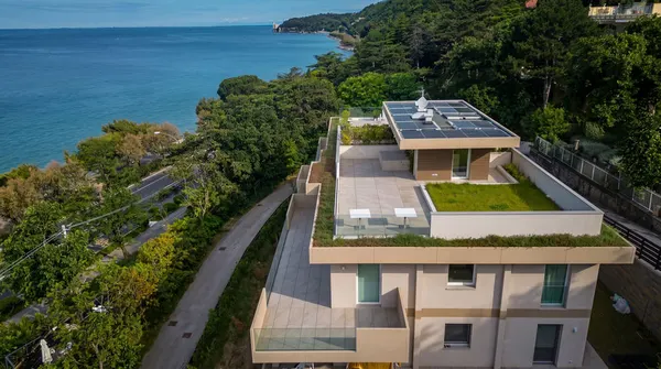 Attico con rooftop, Viale Miramare, Barcola