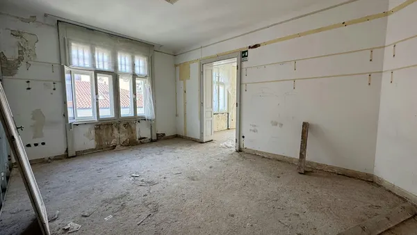 Palazzo Dreher — Einheit 13 · 206 m² · 4. Stock — Foto 3 von 34