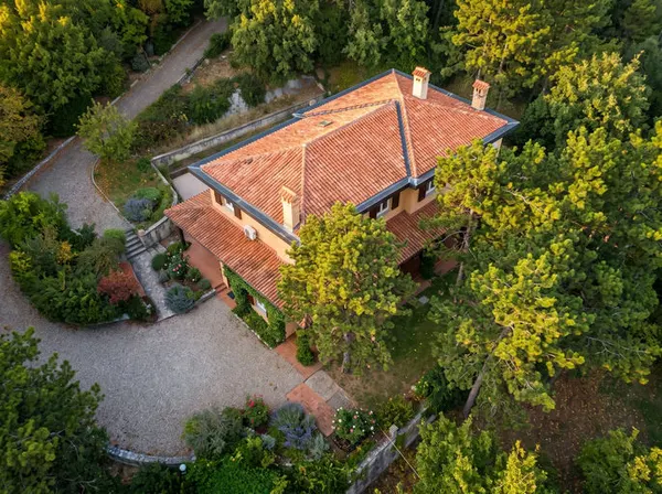 Villa vista mare sulla Strada Napoleonica