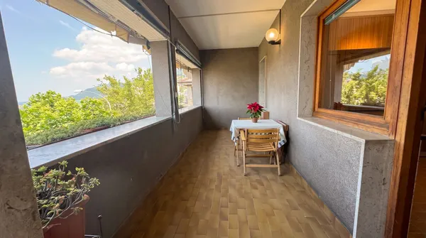 Barcola — appartamento vista mare con terrazzo, 3 camere e posto auto