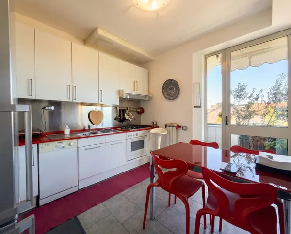 Duplex con doppia terrazza e vista mare — Via Romagna