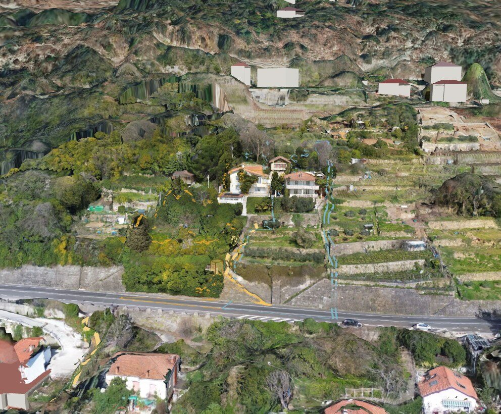 Zgodovinska vila ob Obalni cesti — Okoli hiše, od morja do Krasa